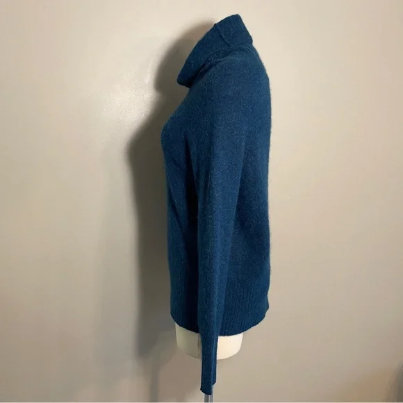The Group Babaton Aritzia Sweater Plutarch Turtleneck Blue Sz. XS - Picture 5 of 9